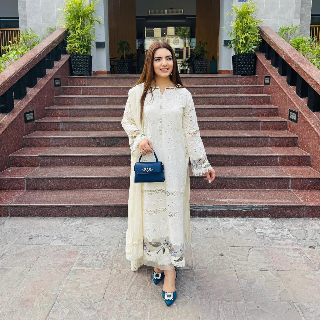 Ivory Bloom Chickenkari 3-Piece Set